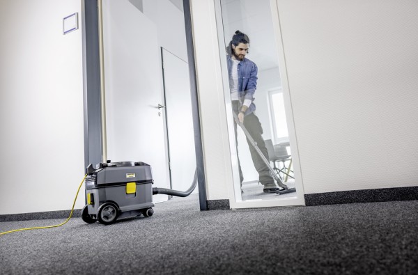 Прахосмукачка за сухо изсмукване Karcher T 10/1 Adv HEPA