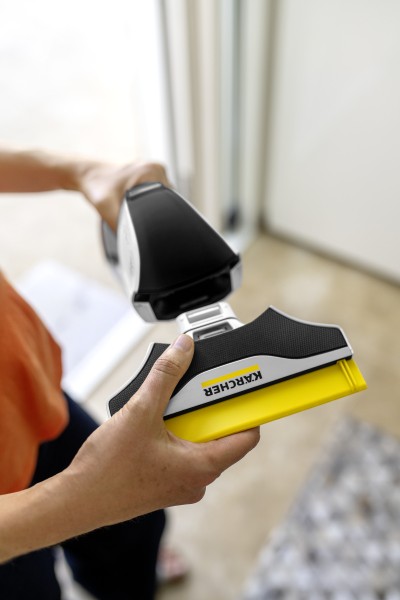 Акумулаторна стъклочистачка Karcher  WV 8 Signature Line