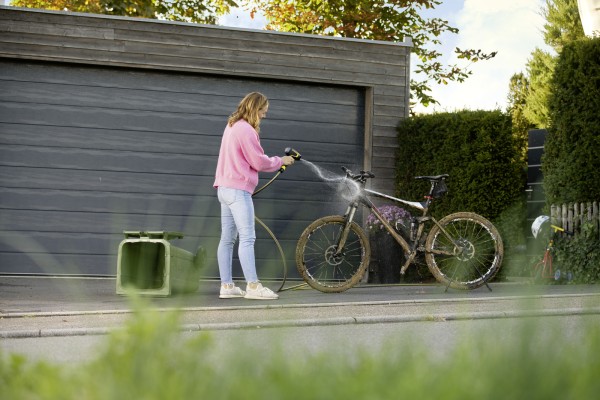Акумулаторен водоструен пистолет Karcher WBS 3
