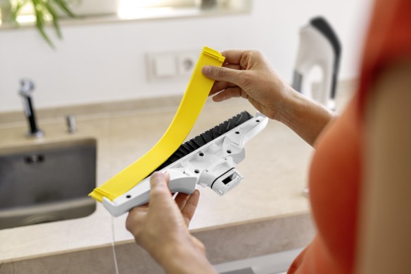 Акумулаторна стъклочистачка Karcher  WV 8 Signature Line