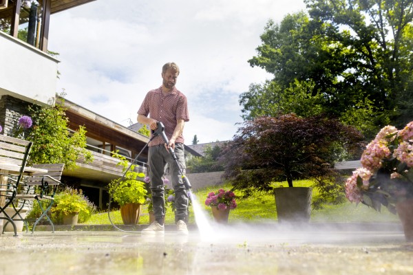 Водоструйна машина Karcher K 4 Comfort Premium